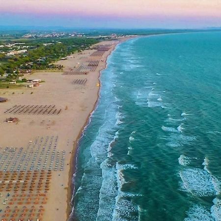 Mediterranean Sea Apartment City Center Драч Екстериор снимка